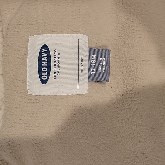 Old Navy toddler corduroy vest 12-18 months - Picture 3 of 4